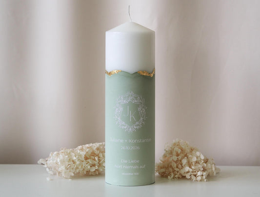 Unique wedding candle with personalized monogram and gold accents | Names, date, and wedding motto
